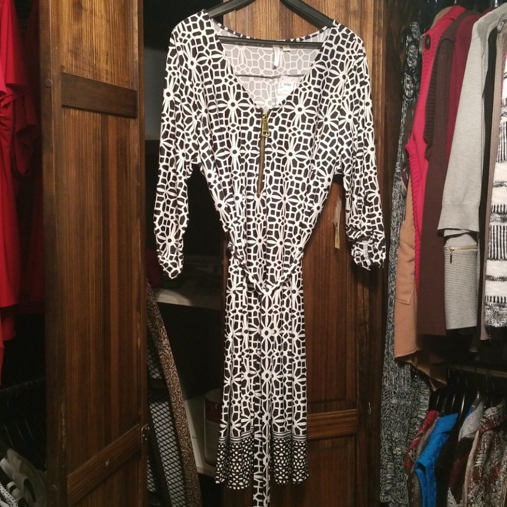 Tacera Dress